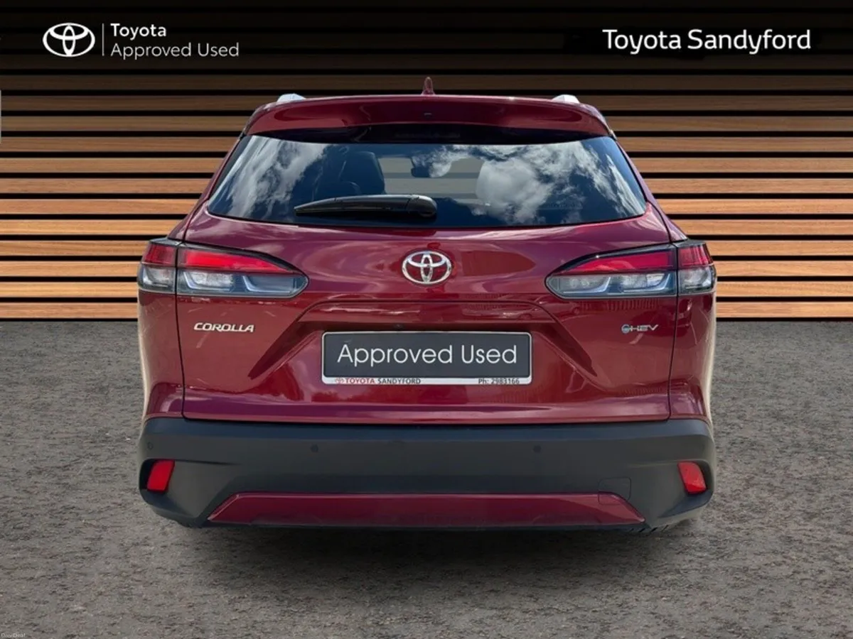 Toyota Corolla Cross TOP SPEC SOL 1.8 HYBRID SOL P - Image 4