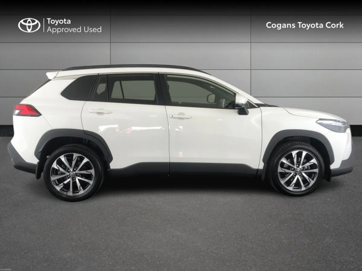 Toyota Corolla Cross - Image 3