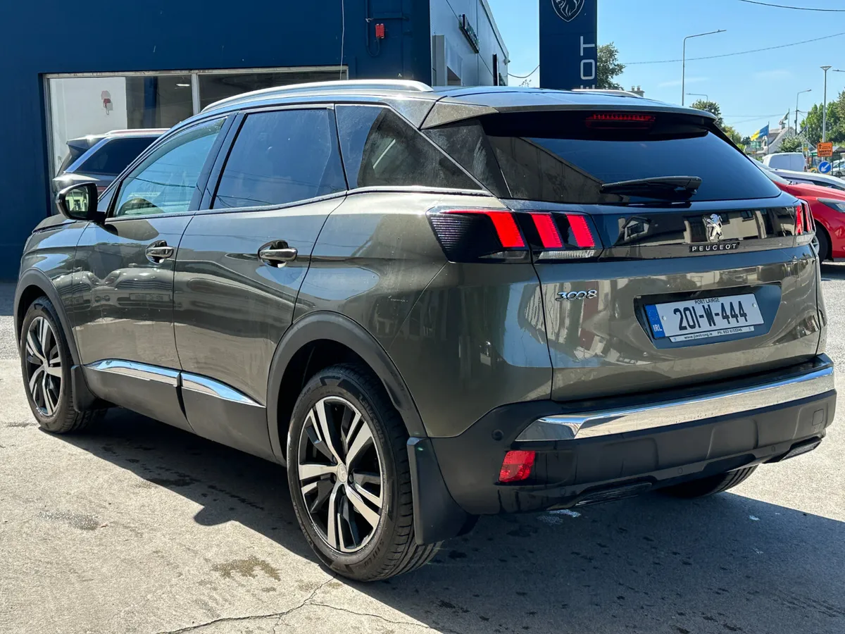 Peugeot 3008 1.5 BlueHDi 130bhp Allure - Image 3