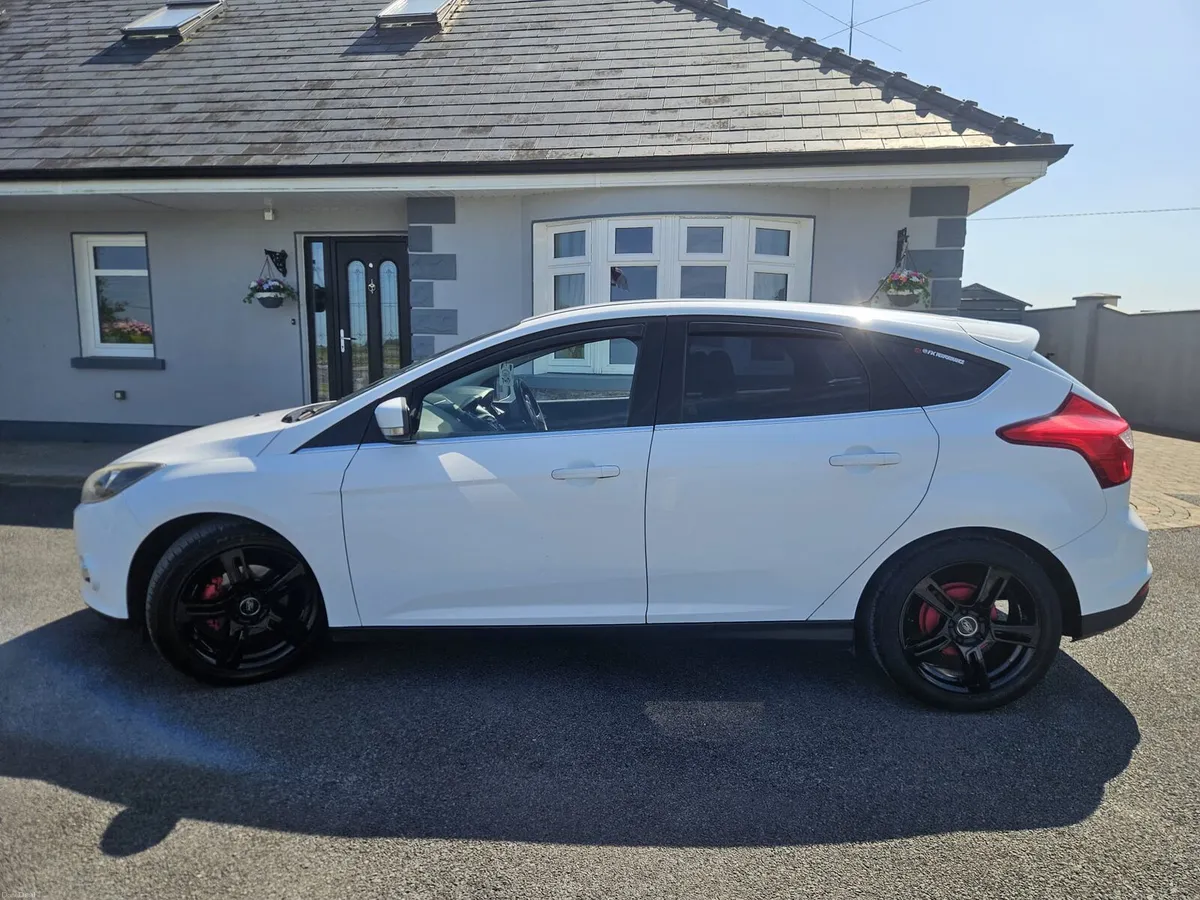 Ford focus 1.6 Diesel. Well looked after car - Image 3