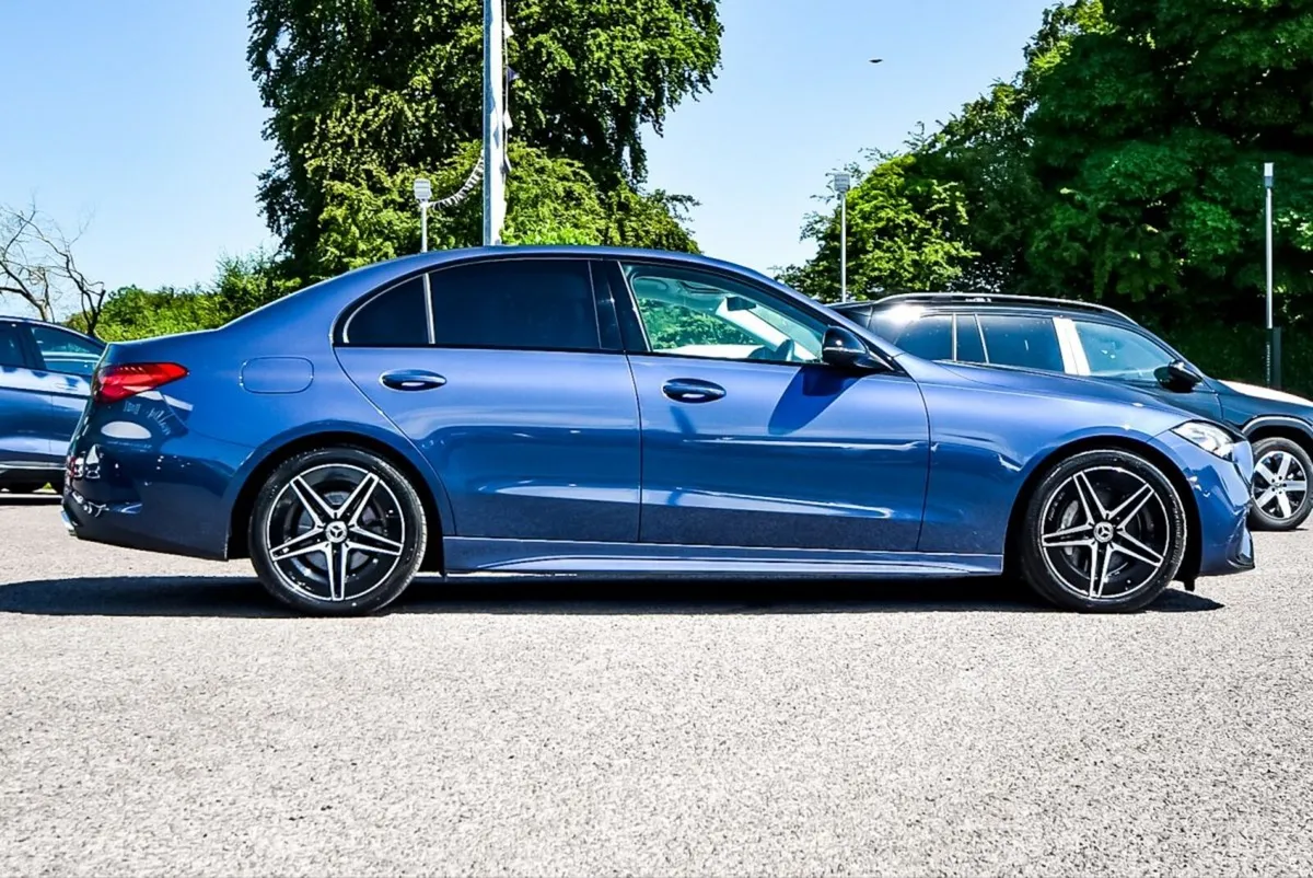 Mercedes-Benz C-Class C200d AMG Night Pack - Image 3