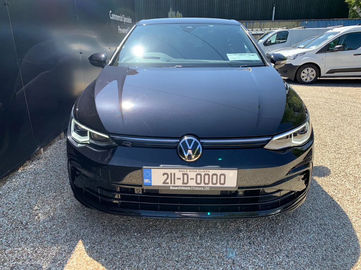 VOLKSWAGEN GOLF R LINE 1.5 ETSI PETROL MHEV AUTO - Image 5