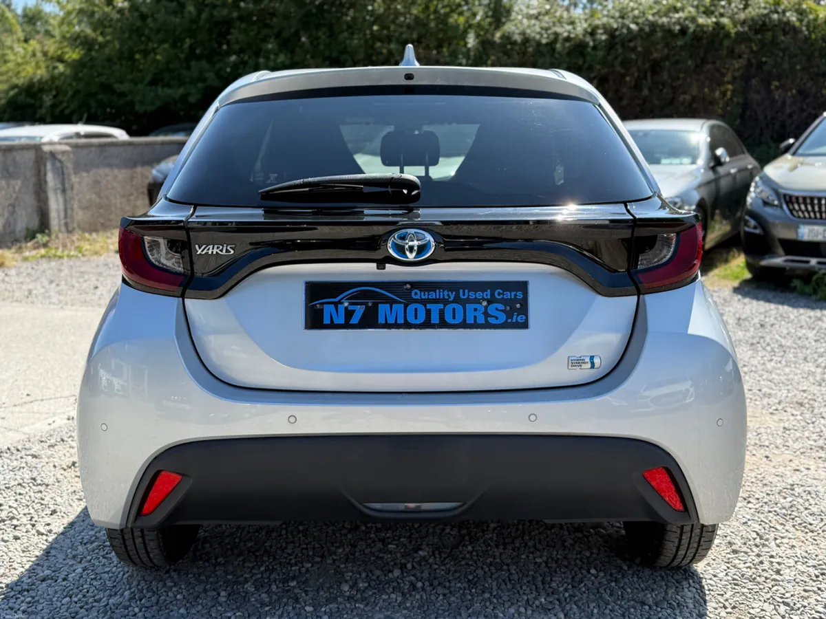 2020 Toyota Yaris 1.5 PETROL HYBRID AUTO - Image 4