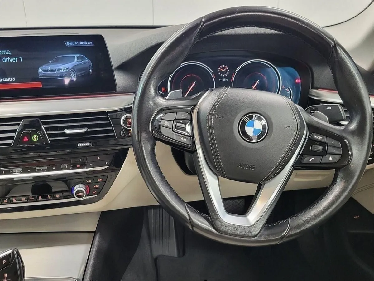 BMW 5-Series 520d SE Saloon - Image 5