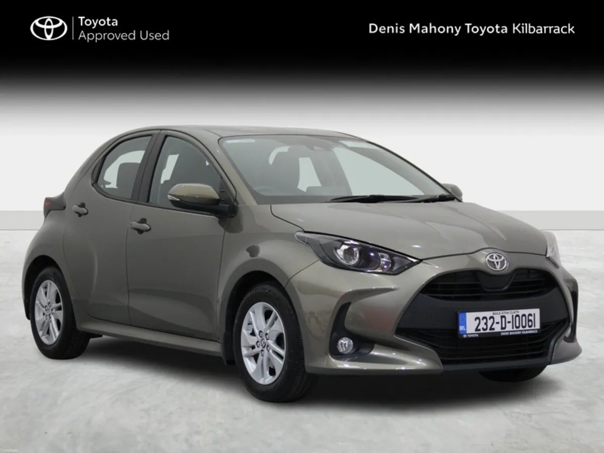 Toyota Yaris 1.0 LUNA 4DR - Image 1