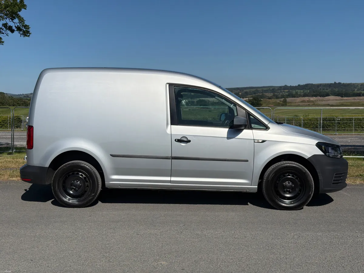 Volkswagen Caddy 2020 Low Mileage - Image 3