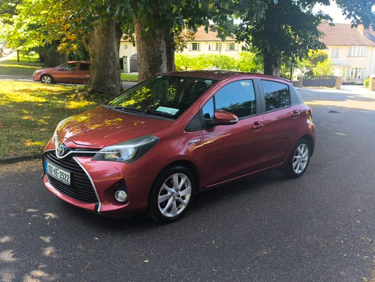 2015 YARIS SPORT 1.5 HYBRID TAXED AND NCT - Image 2