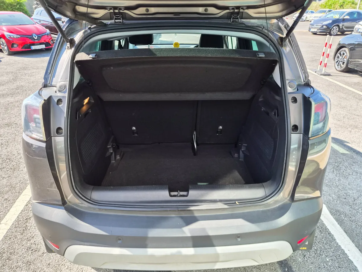 Opel Crossland 2022 1.5L Diesel Manual - Image 5