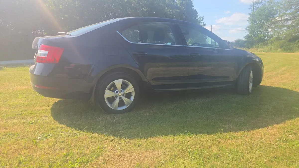 ŠKODA OCTAVIA 2.0 TDI SE TECHNOLOGY 150 PS 5DR H/B - Image 5