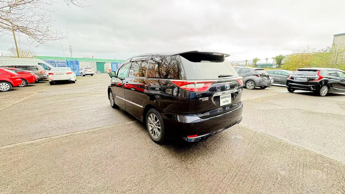 Toyota Estima 2.4 hybrid 7 Seater - Image 6