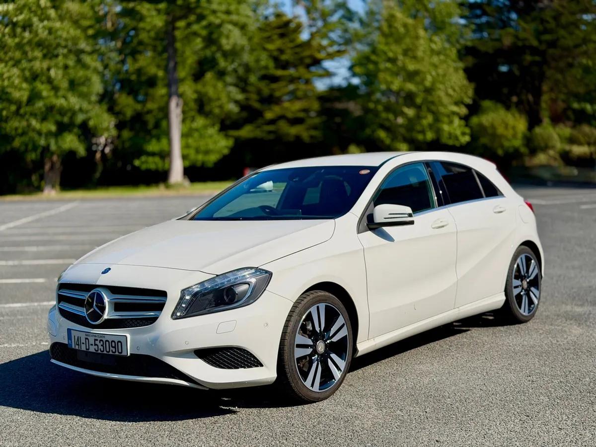 2014 MERCEDES A180 • AUTO • 35K KM - Image 2