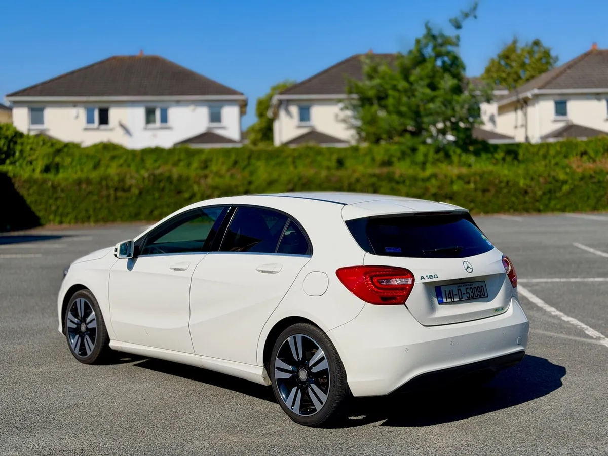 2014 MERCEDES A180 • AUTO • 35K KM - Image 4