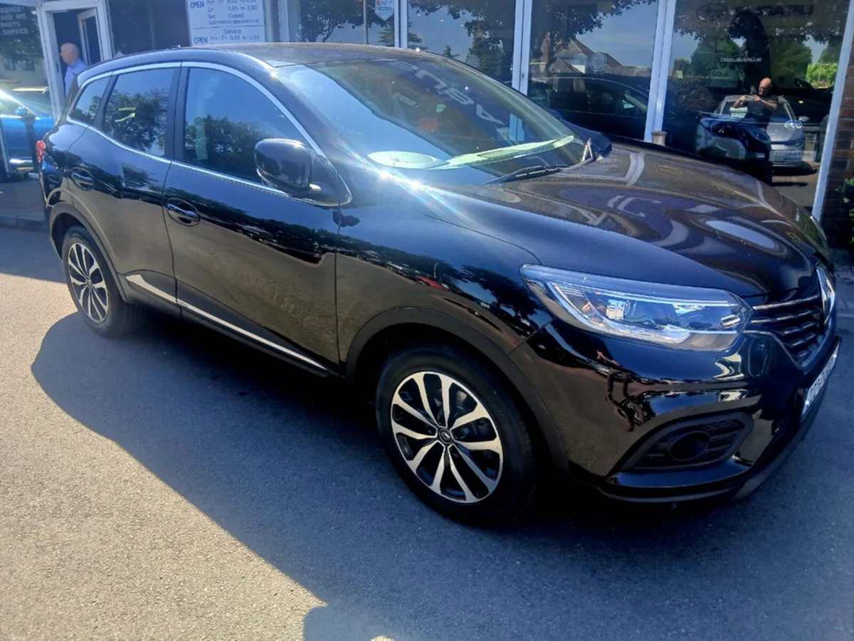 Renault Kadjar EQUILIBRE TCE 140 AUTO, GREAT FINAN - Image 2