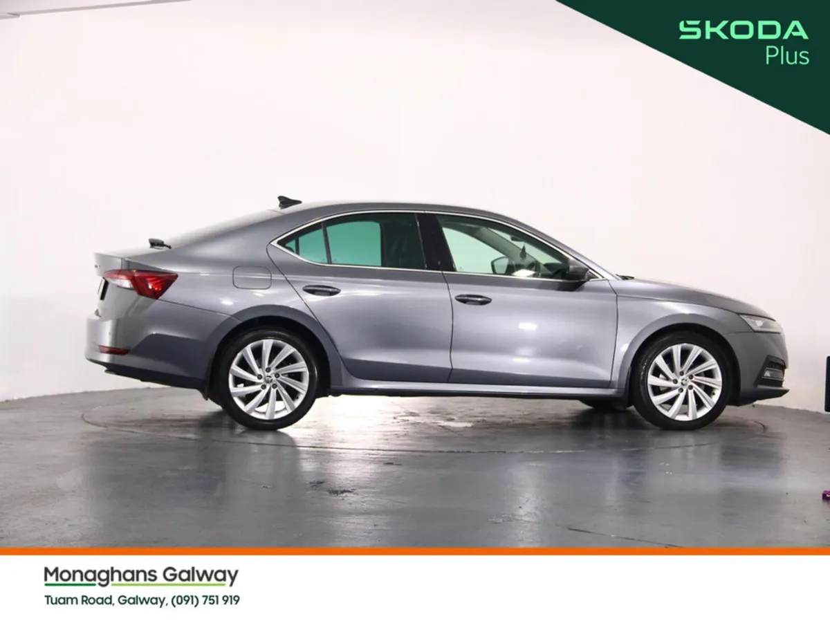 Skoda Octavia EDITION30 2.0 TDI 115HP - Image 2