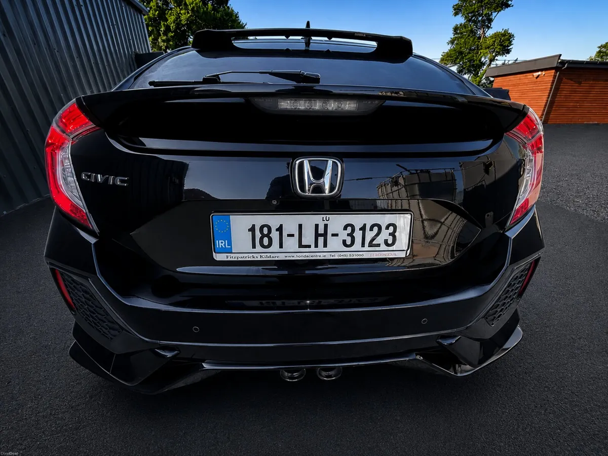 181 Honda Civic 1.5 VTEC SPORT Low kms - Image 4
