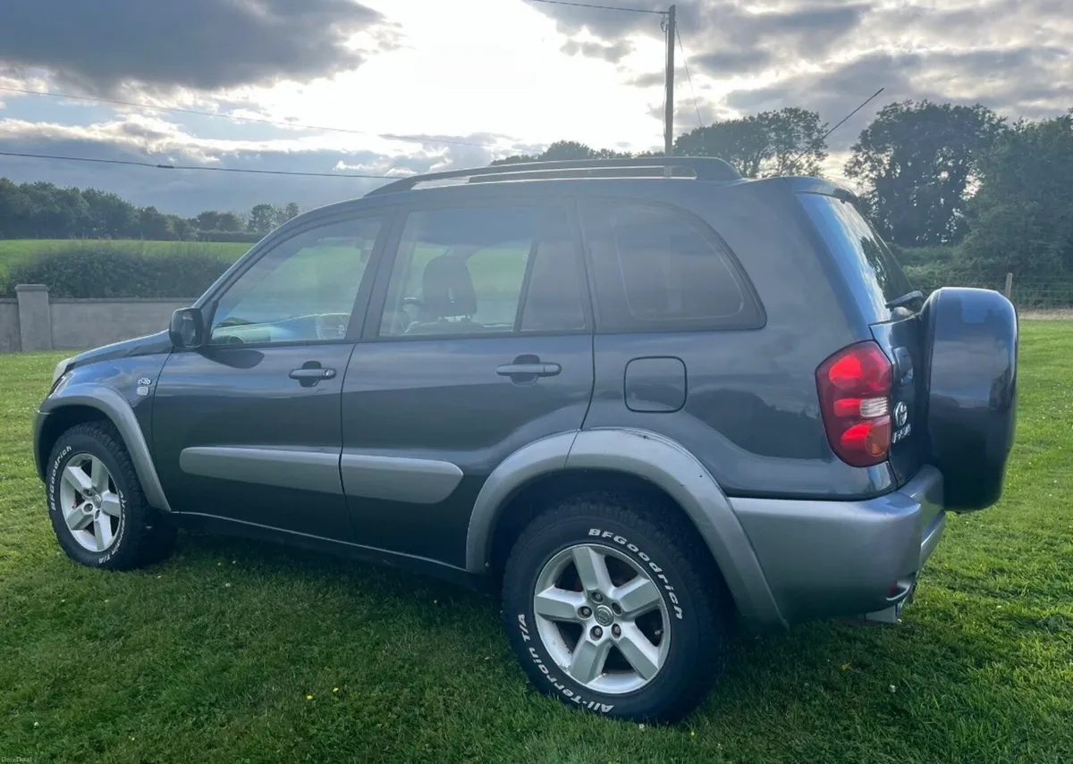 Toyota Rav 4 - Image 4