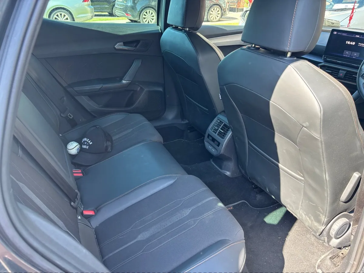 Cupra Formentor 1.4L PHEV 2021 - Image 4