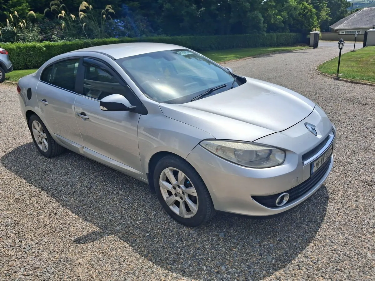 Renault Fluence 2010 - Image 4