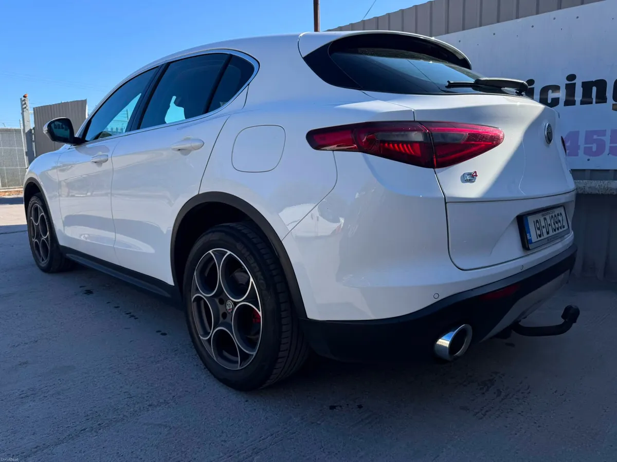 191 Alfa Romeo Stelvio 2.2 JTD 210hp Speciale AWD - Image 3