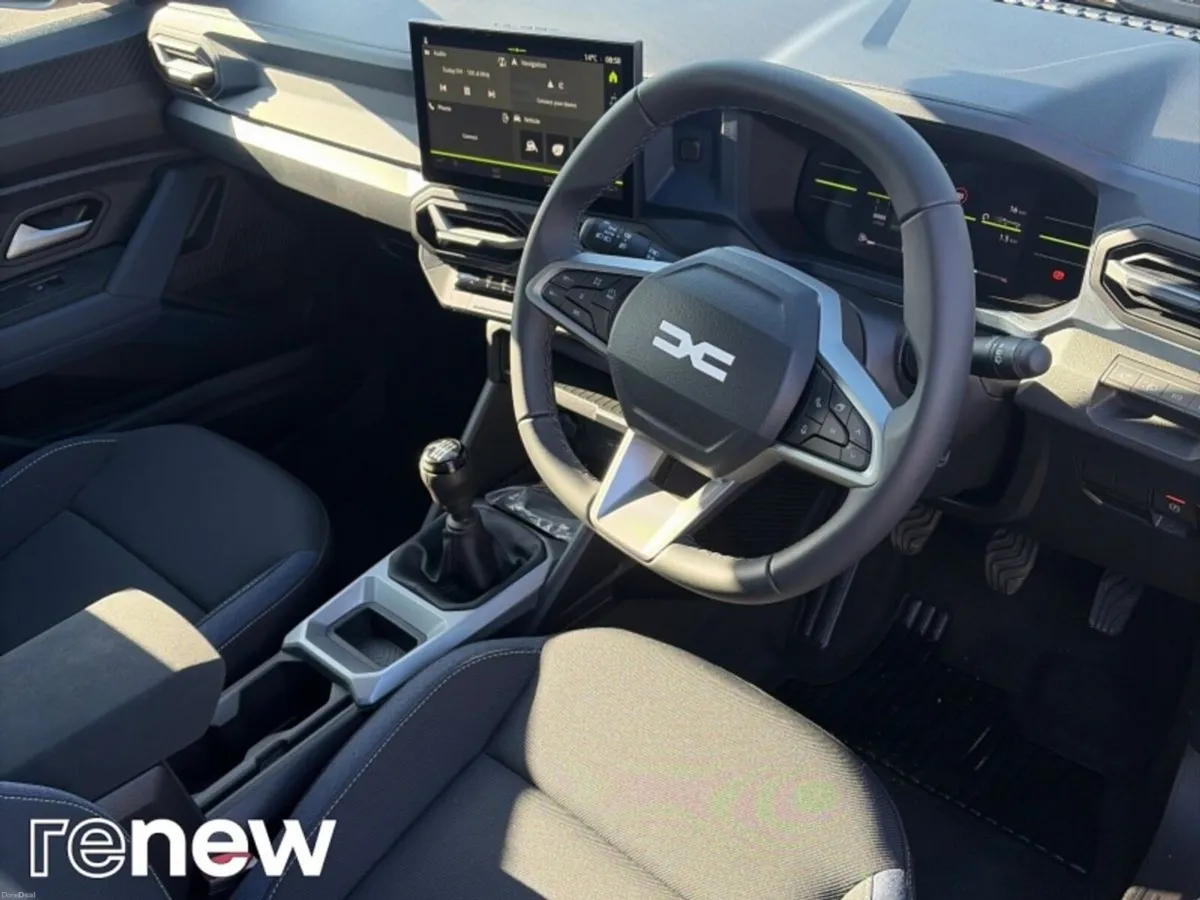 Dacia Bigster EXPRESSION MHEV 1.2 TCE 140 BHP 5DR - Image 6