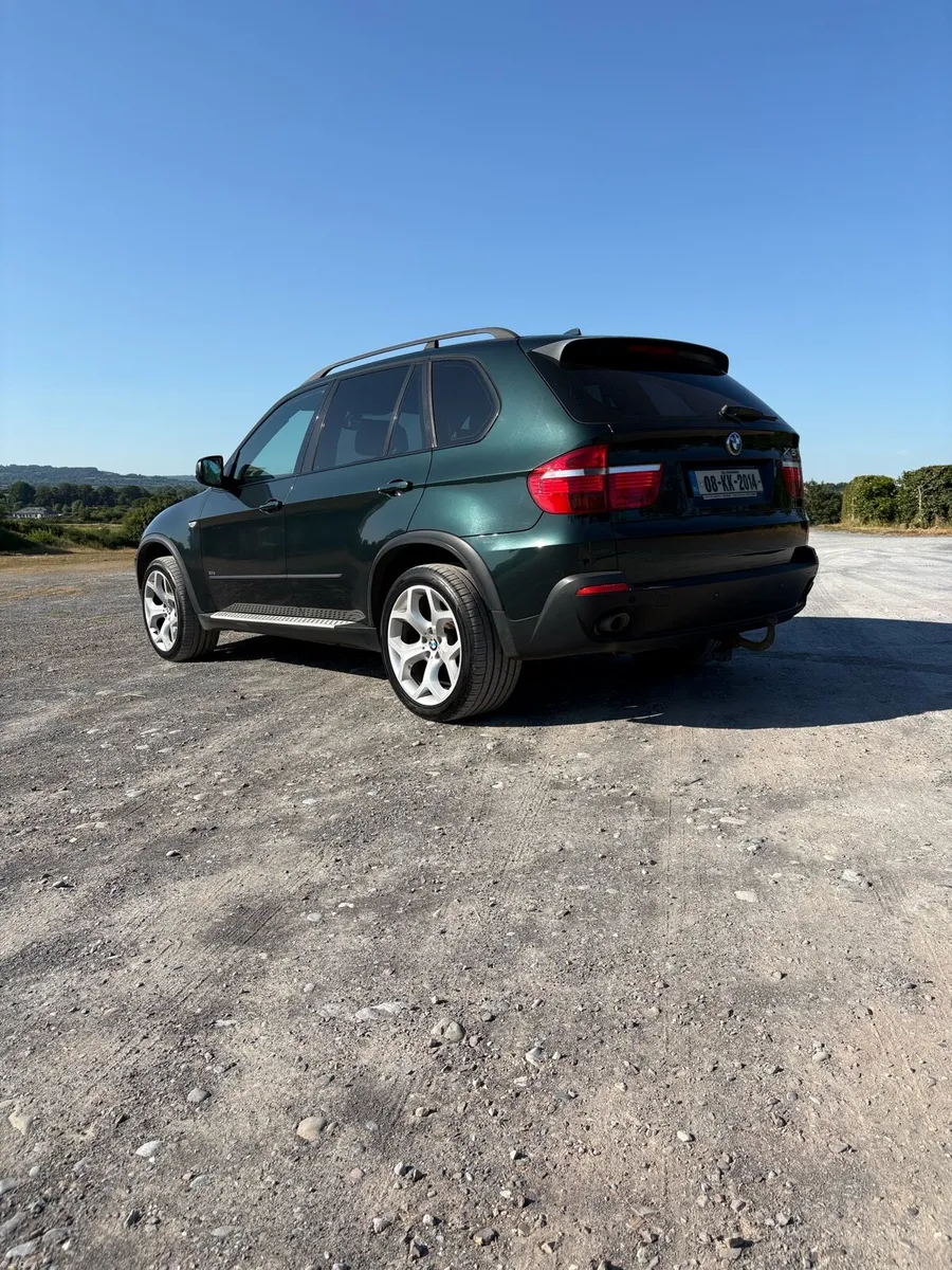 BMW x5 - Image 1