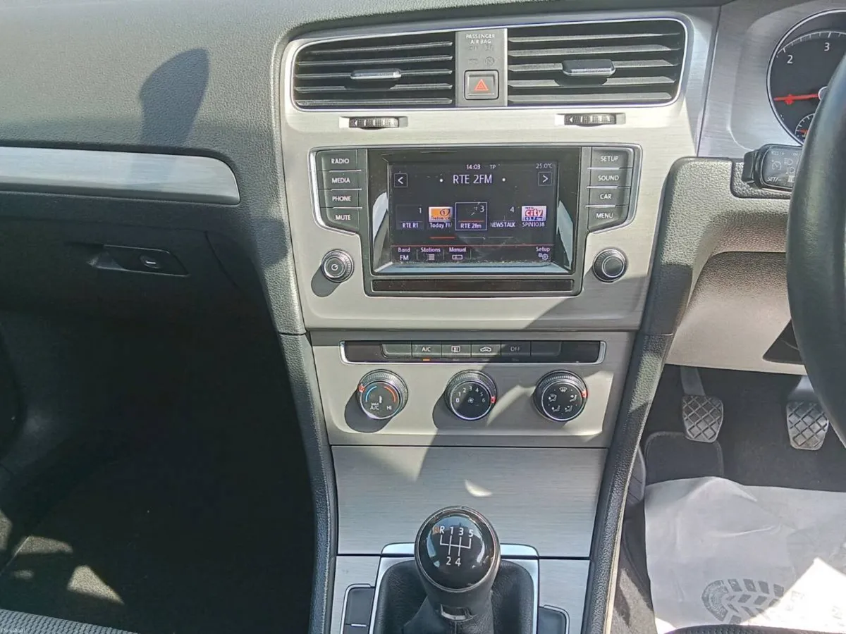 2014 VW Golf 1.6TDI BlueMotion 68,048 km Fresh NCT - Image 4