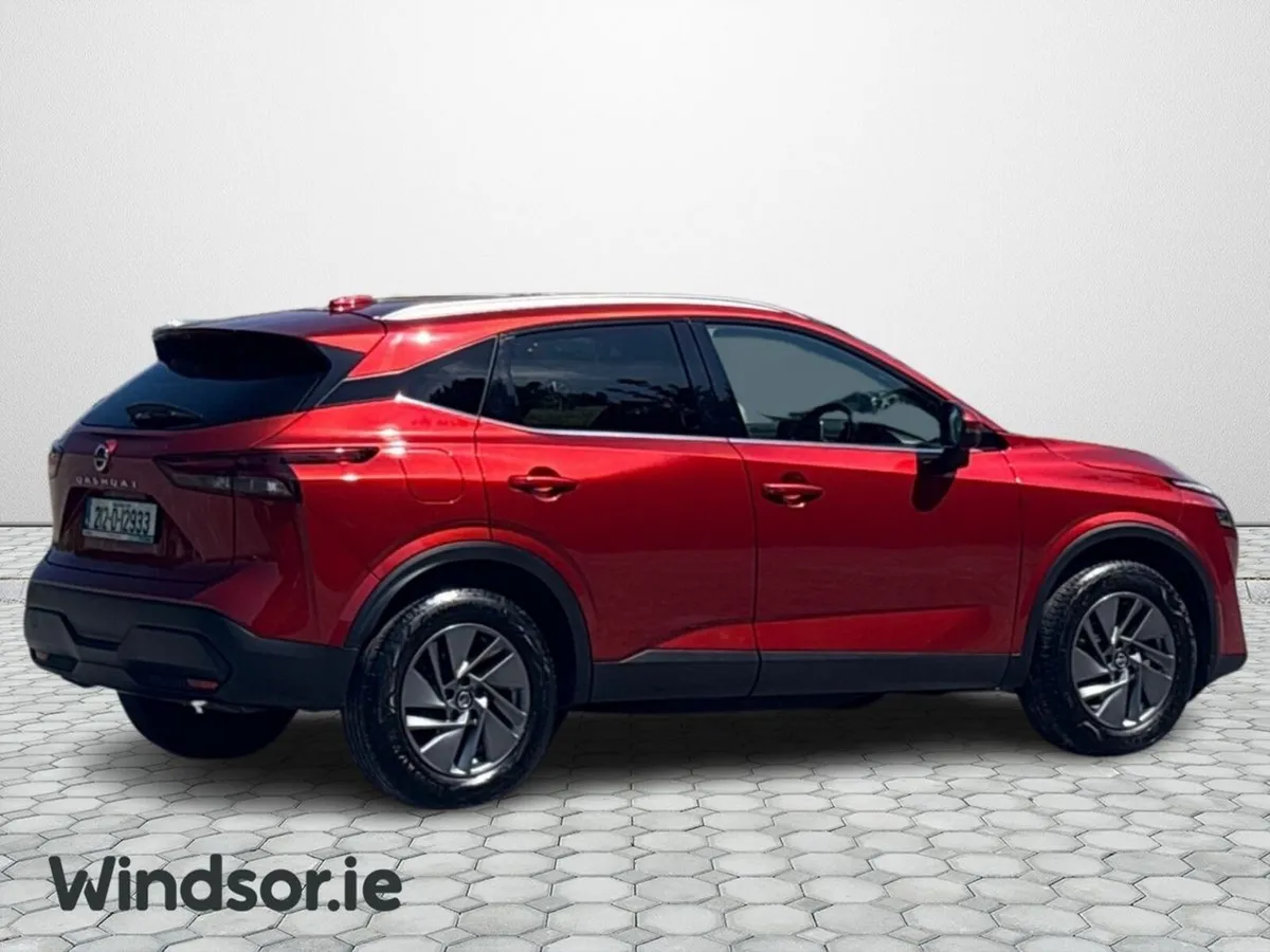 Nissan Qashqai 1.3 PET MILD HYBRID SV - Image 3