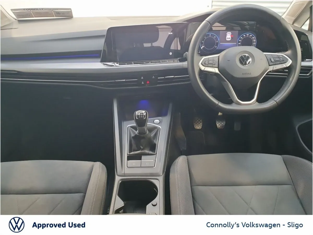 Volkswagen Golf STYLE 2.0 TDI 115HP - Image 2