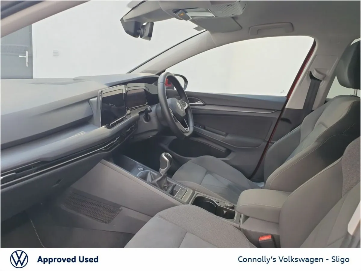 Volkswagen Golf STYLE 2.0 TDI 115HP - Image 4