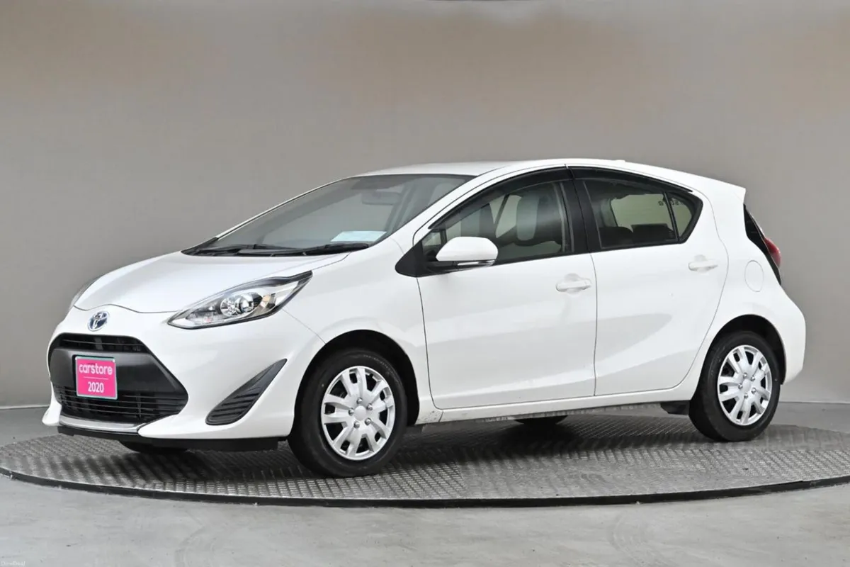 Toyota Aqua 1.5 VVT-i HYBRID **ANDROID CAR PLAYER* - Image 4