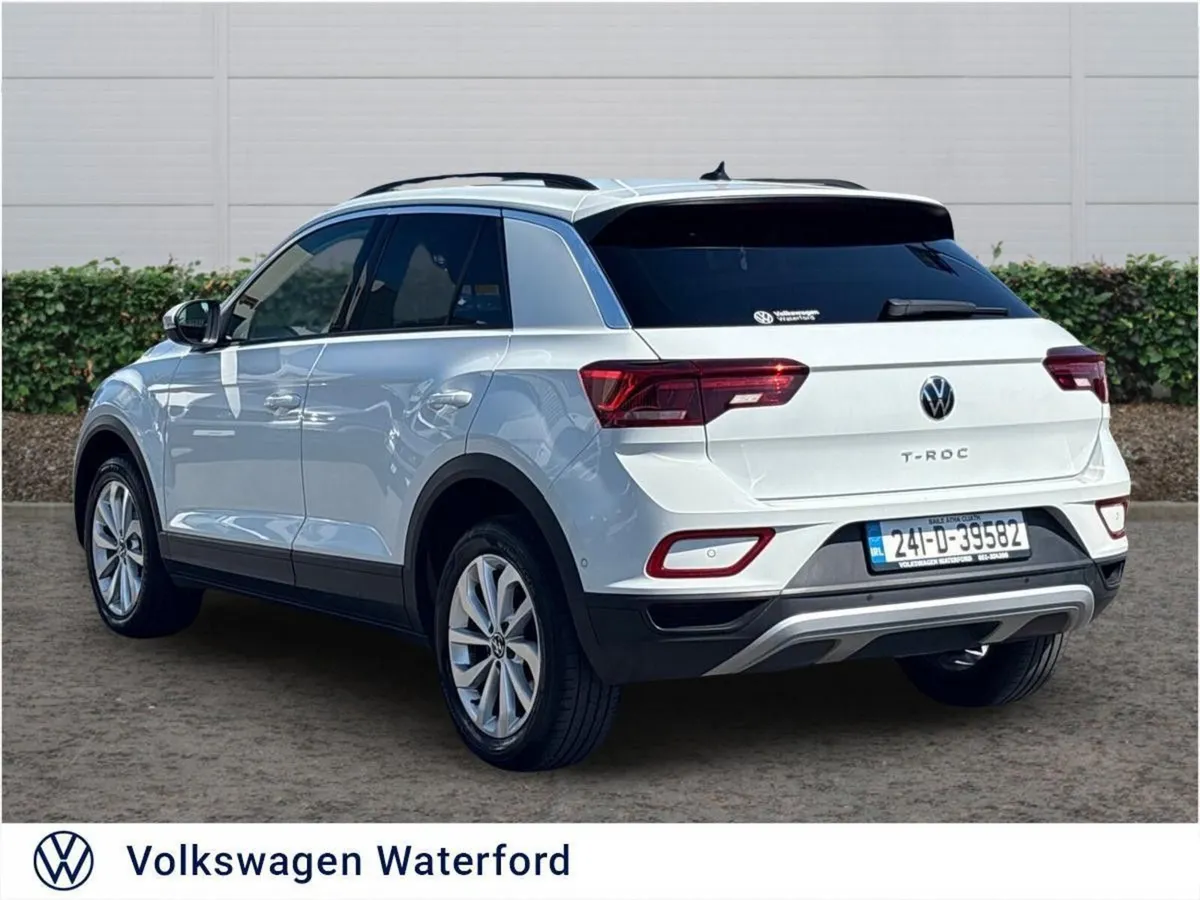 Volkswagen T-Roc EDITION 75 1.0TSI M6F 116HP - Image 3