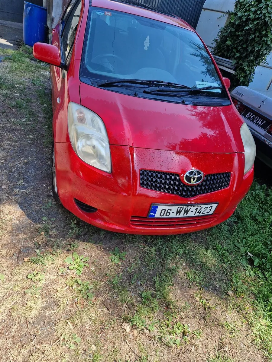 Toyota Yaris 2006 - Image 3