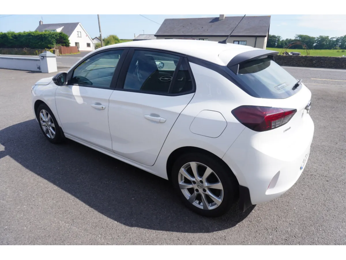 Opel Corsa SC-1.2 75PS-PET-5SP-MY22 4DR - Image 5