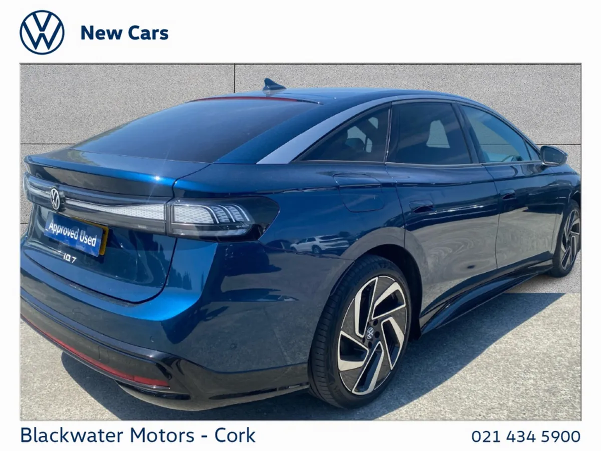 Volkswagen ID.7 PRO PLUS 77KWH 286BHP - Image 3
