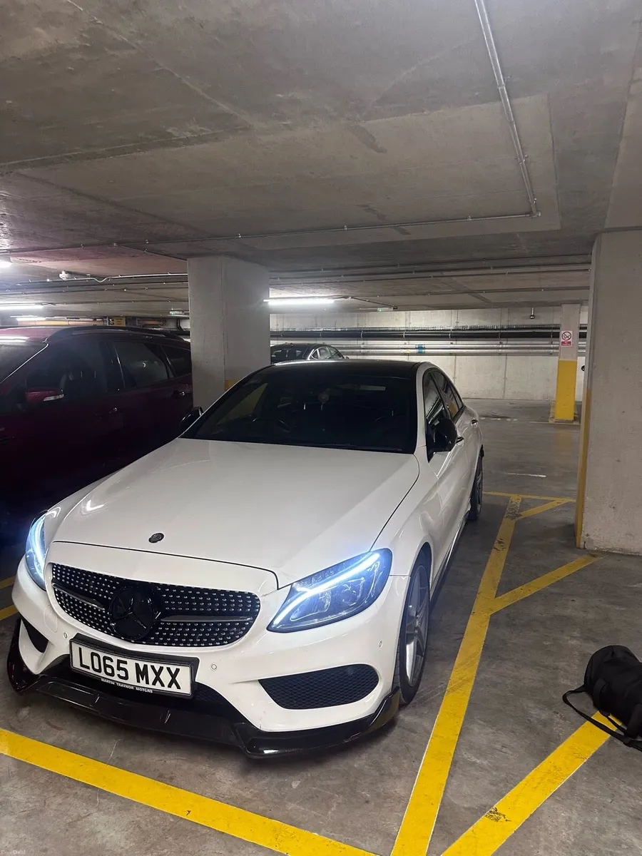Car - Image 4