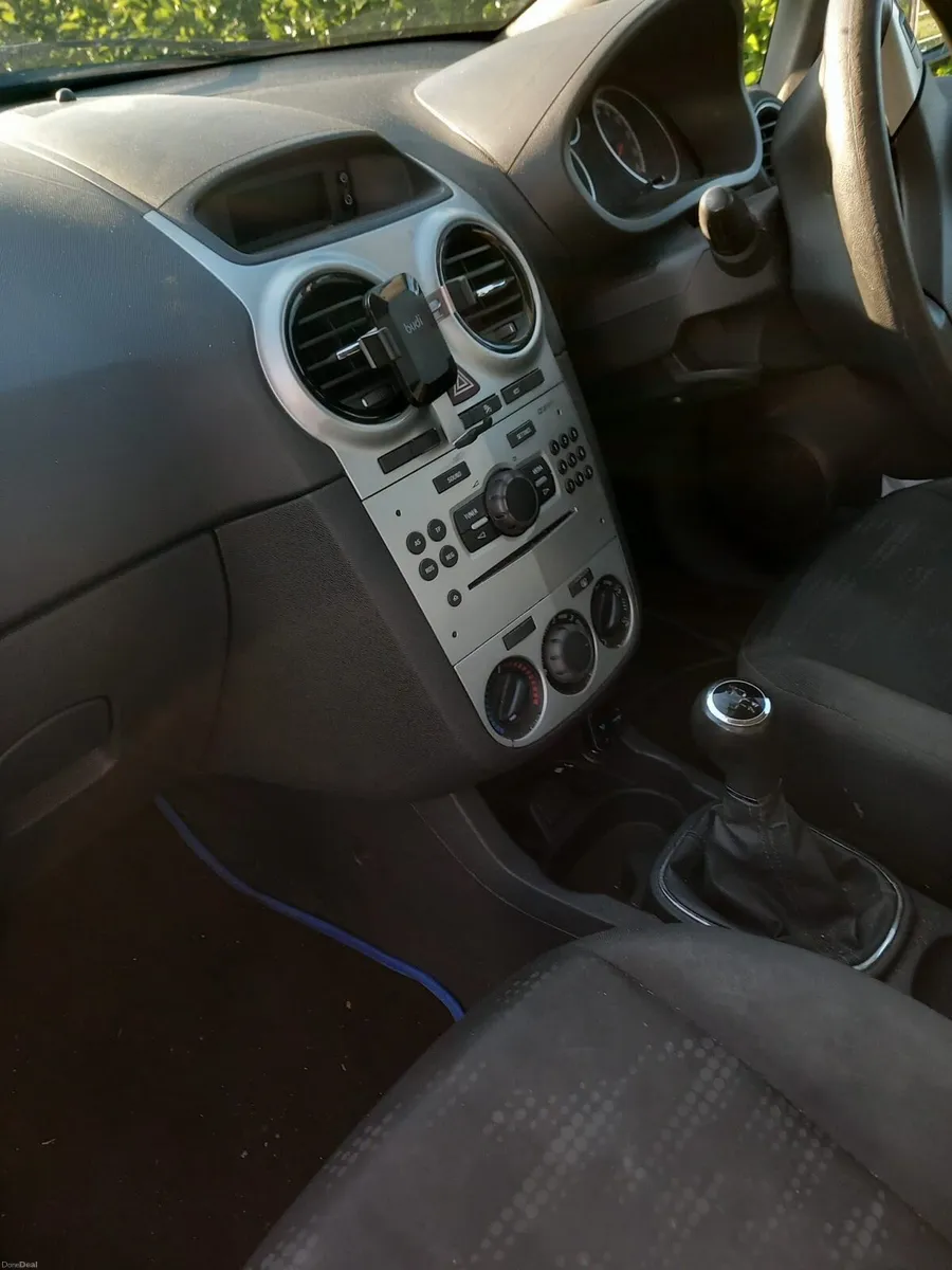Opel corsa - Image 4