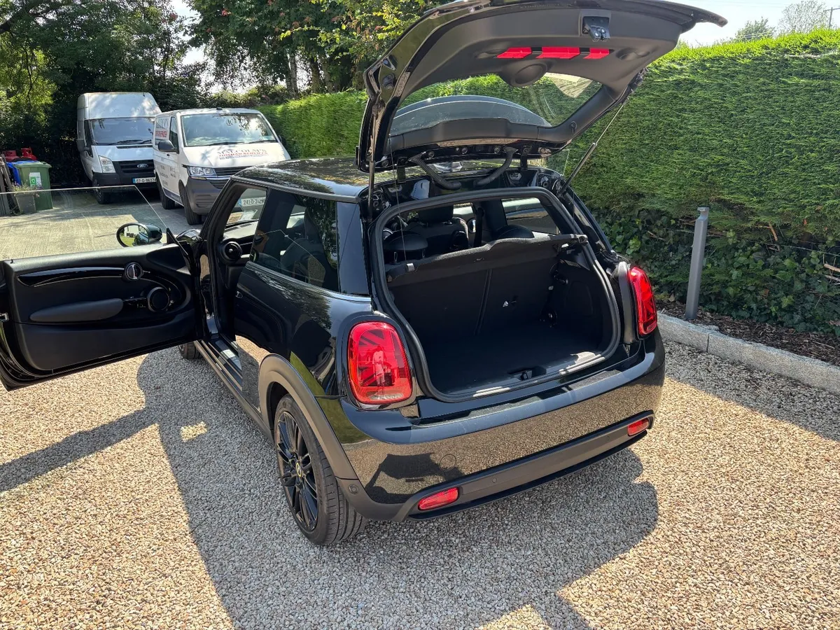 2021 MINI Cooper S Electric – Level 2 - Image 5