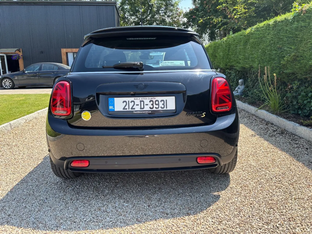 2021 MINI Cooper S Electric – Level 2 - Image 6