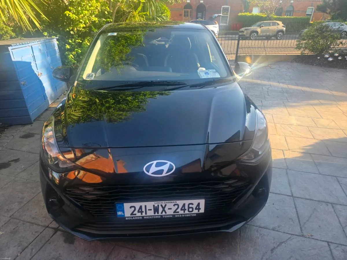 Hyundai i10 Deluxe plus - Image 1