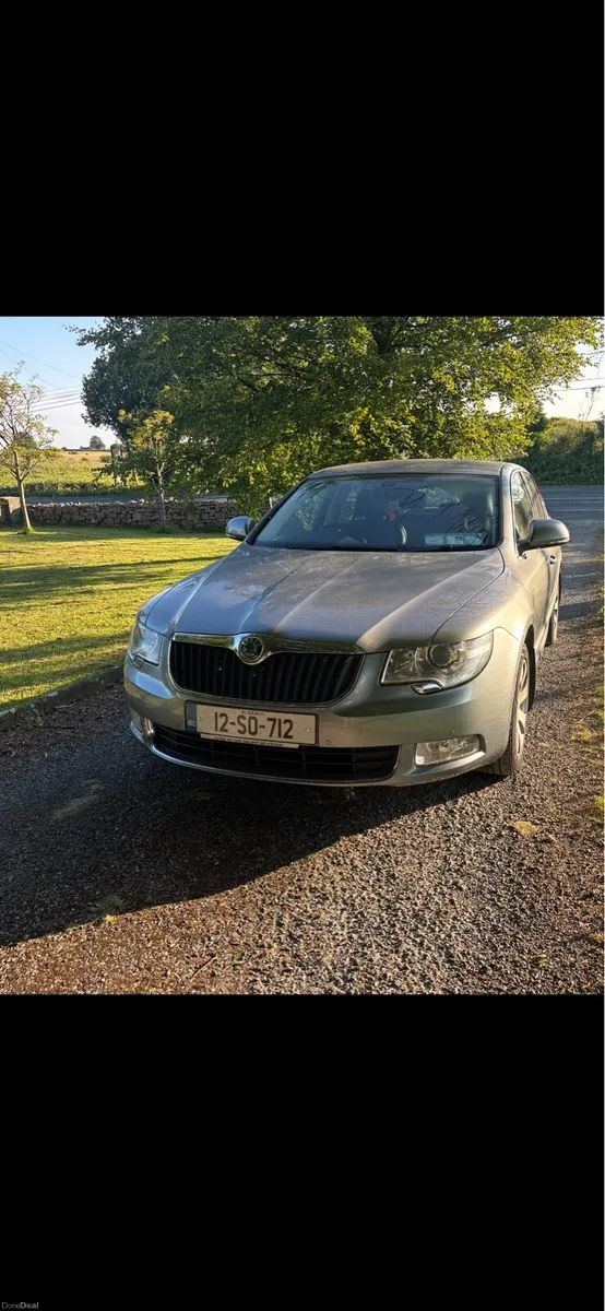 Skoda Superb Lauren&Klement 2.0 2012 - Image 2