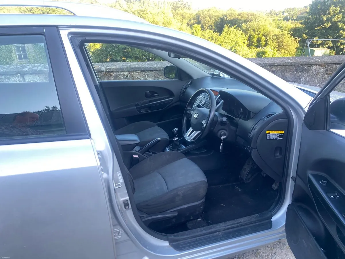Kia Ceed 2012 - Image 3