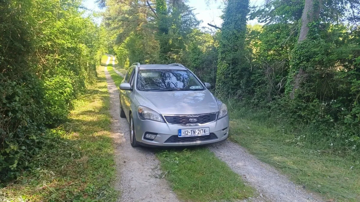 Kia Ceed 2012 - Image 1