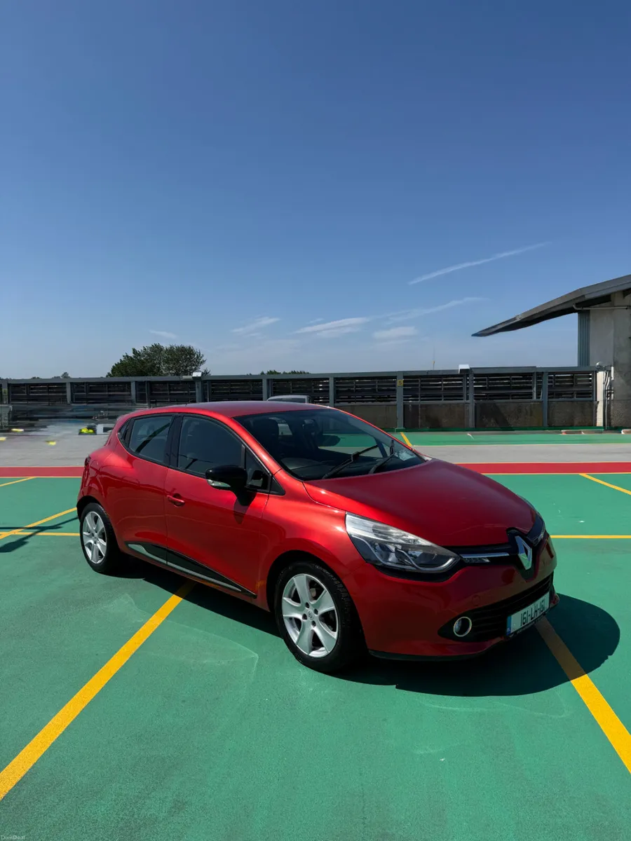 161 Renault Clio 1.2 Petrol - LOW MILEAGE - Image 1