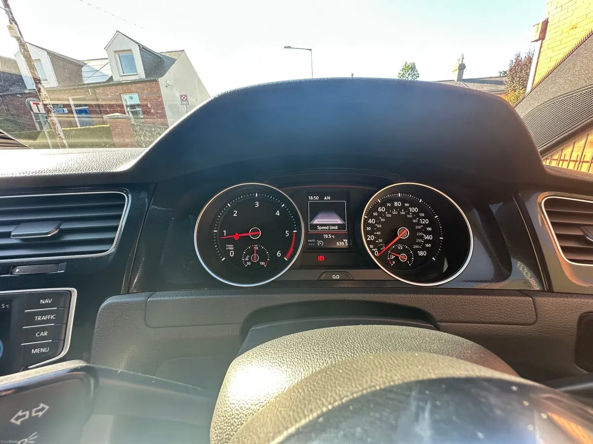 Volkswagen Golf 2016 Good Spec - Image 3