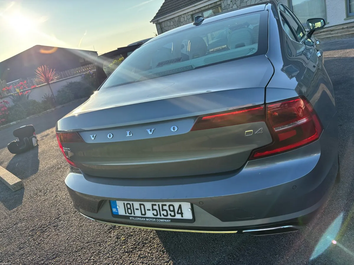 2018 Volvo S90 D4 Inscription Automatic - Image 4