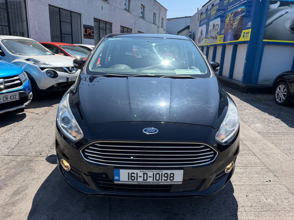 Ford S-Max 2016 Low Mileage - Image 3