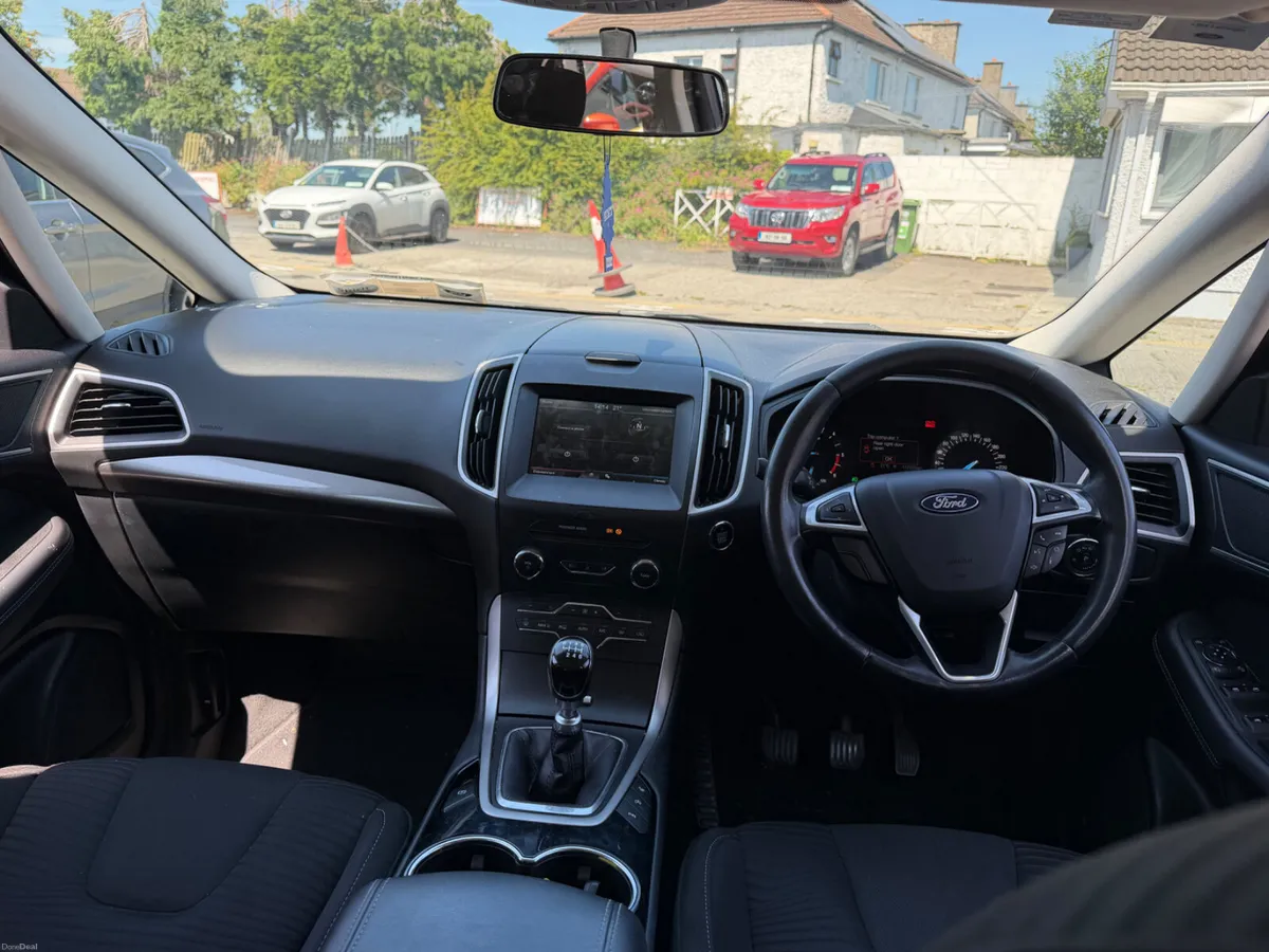 Ford S-Max 2016 Low Mileage - Image 6