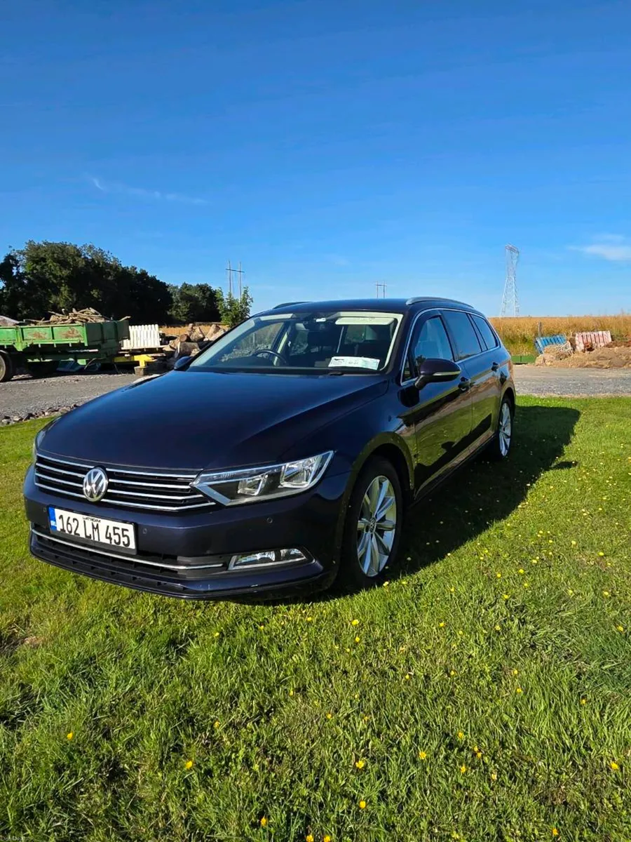 Volkswagen Passat estate - Image 2