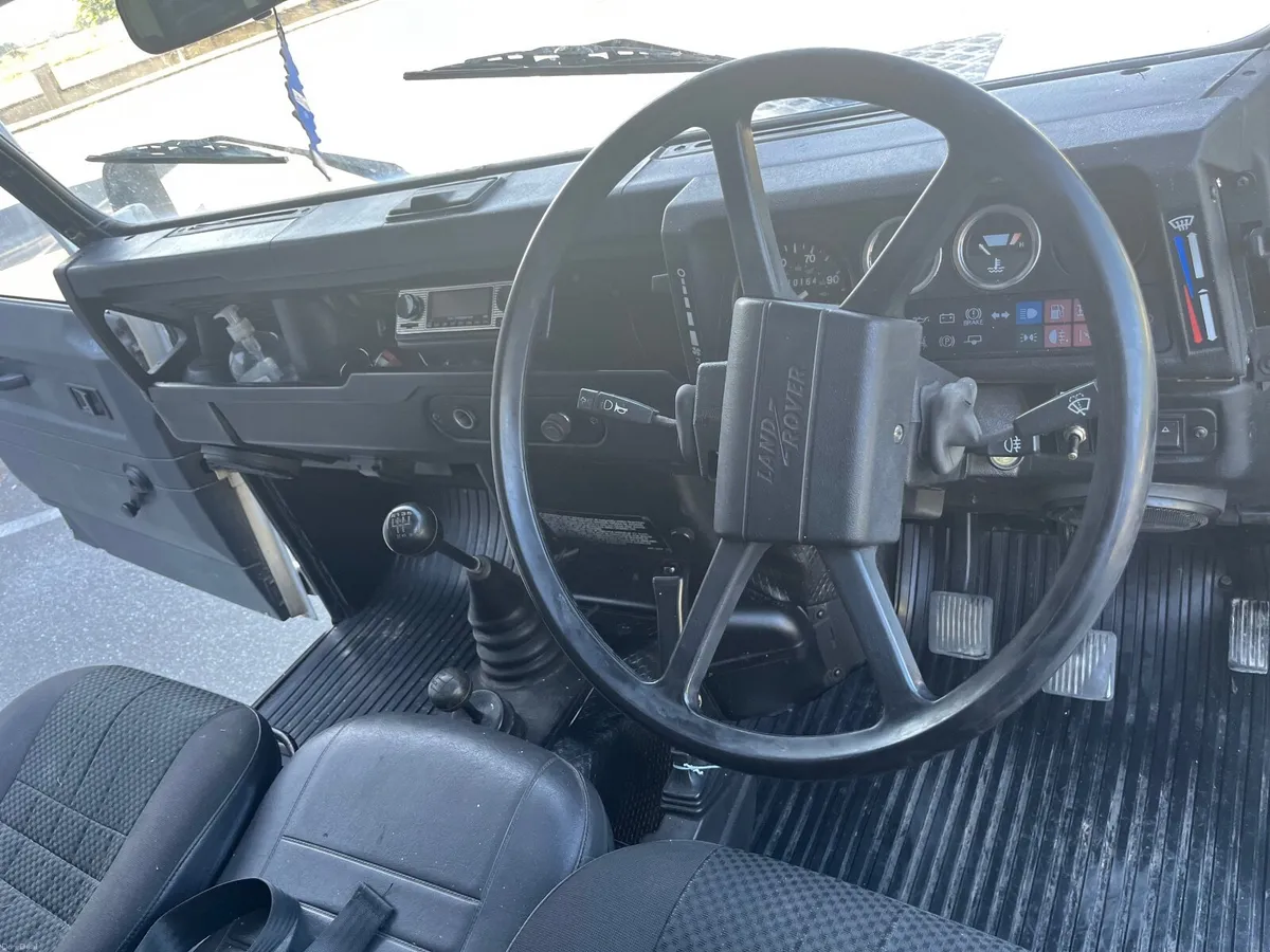 Land Rover Defender 1989 - Image 3