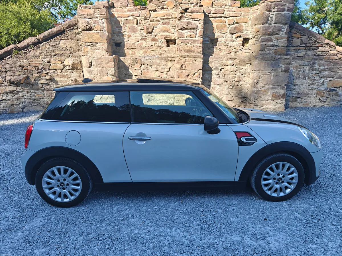 Rare Mini Cooper Sunroof  NCT 07/27 - Image 5